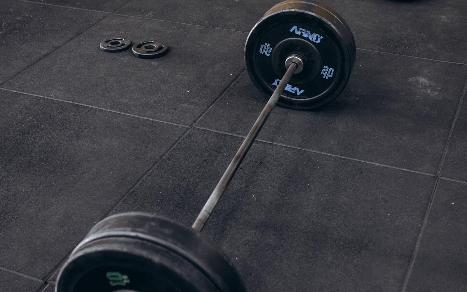 The Biggest Myths That Stop Women from Lifting Weights